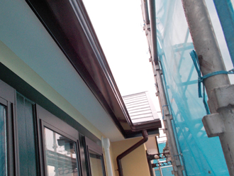 川崎市中原区　雨樋塗装完了